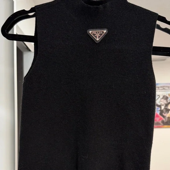 Prada Black Knit Sleeveless Top - Picture 1 of 4